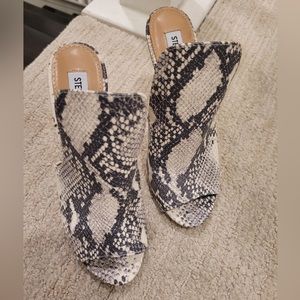 Brand new Steve Madden snake skin heeled sandals